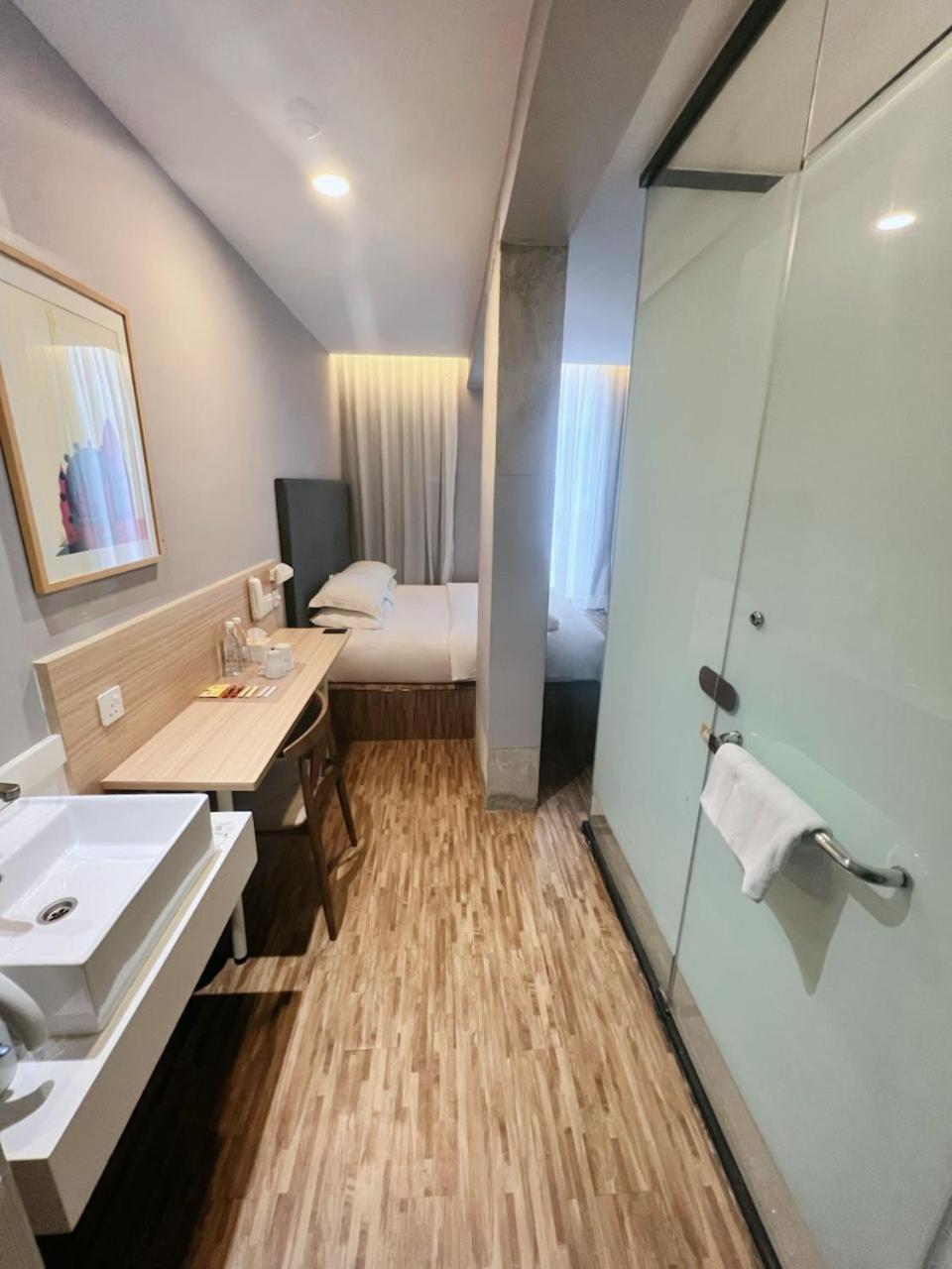 Hako Hotel Skudai Exteriör bild