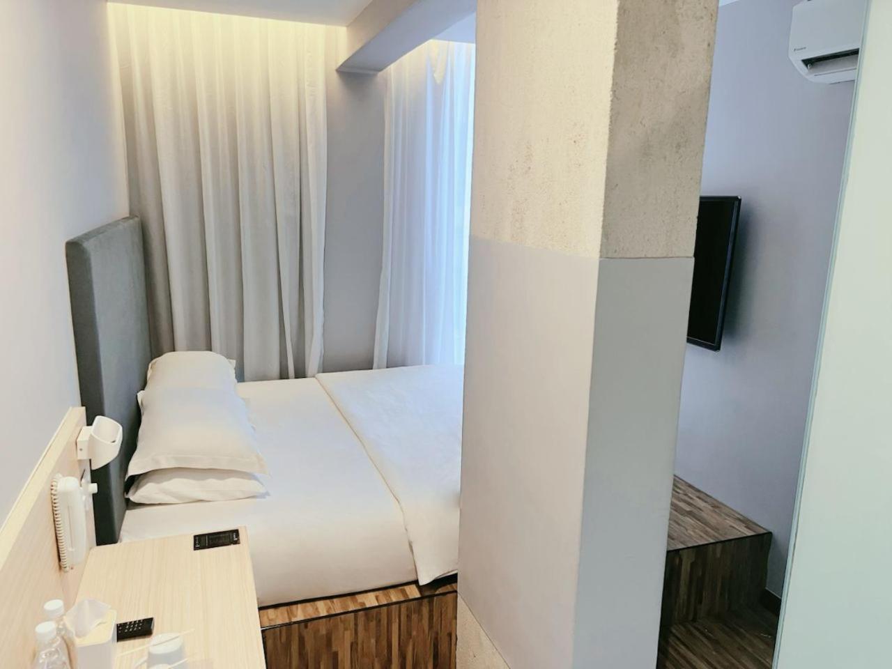 Hako Hotel Skudai Exteriör bild