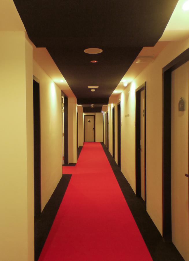 Hako Hotel Skudai Exteriör bild
