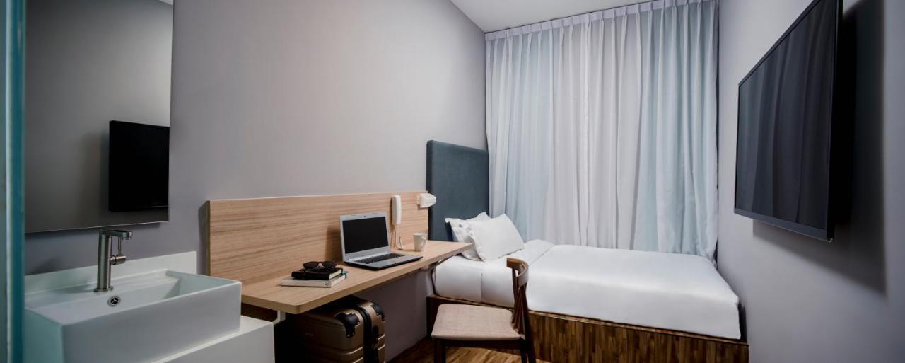 Hako Hotel Skudai Exteriör bild